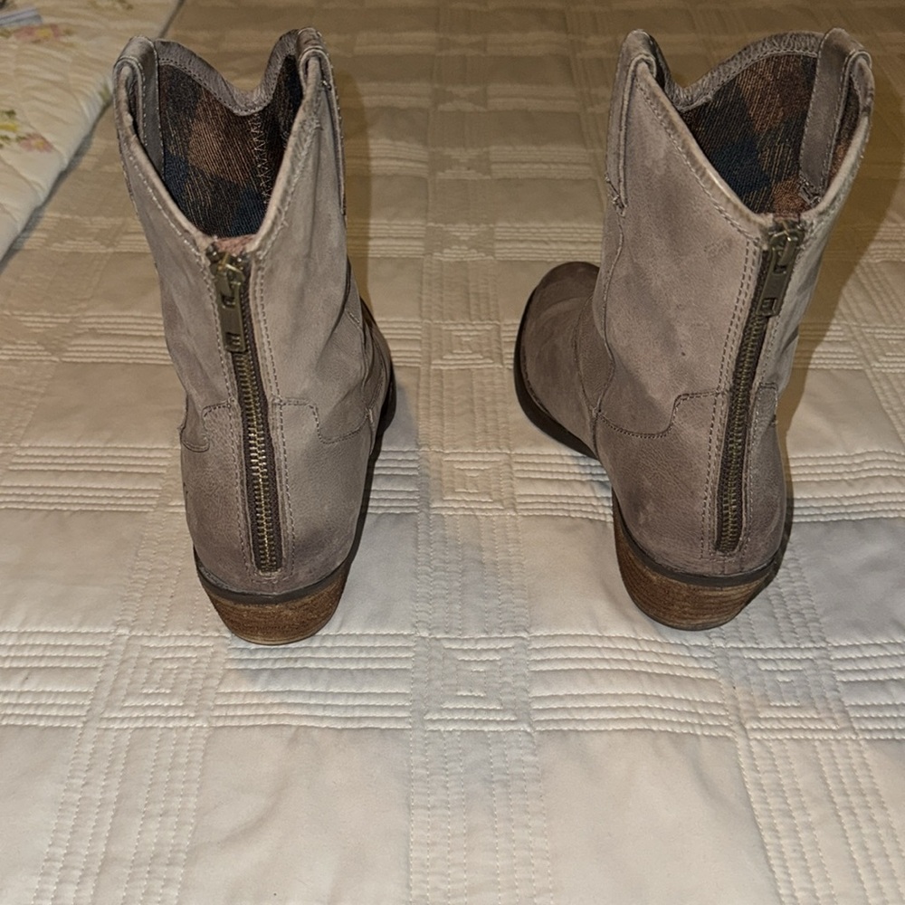 Born cowboy boots SZ 9.5 - Picture 7 of 10